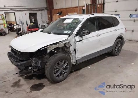 2022 Volkswagen Tiguan 2.0T Se из США, поврежденный, VIN 3VV2B7AXXNM157144